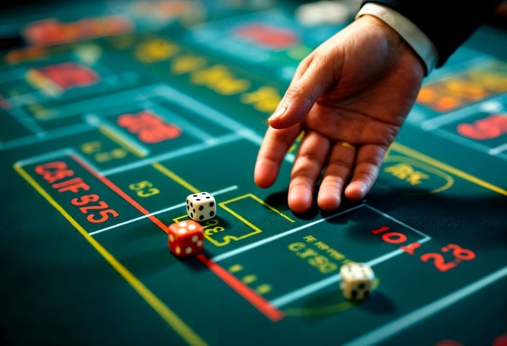 Dragon Tiger Live dashboard showing live card table, sportsbook odds ticker, and player balance